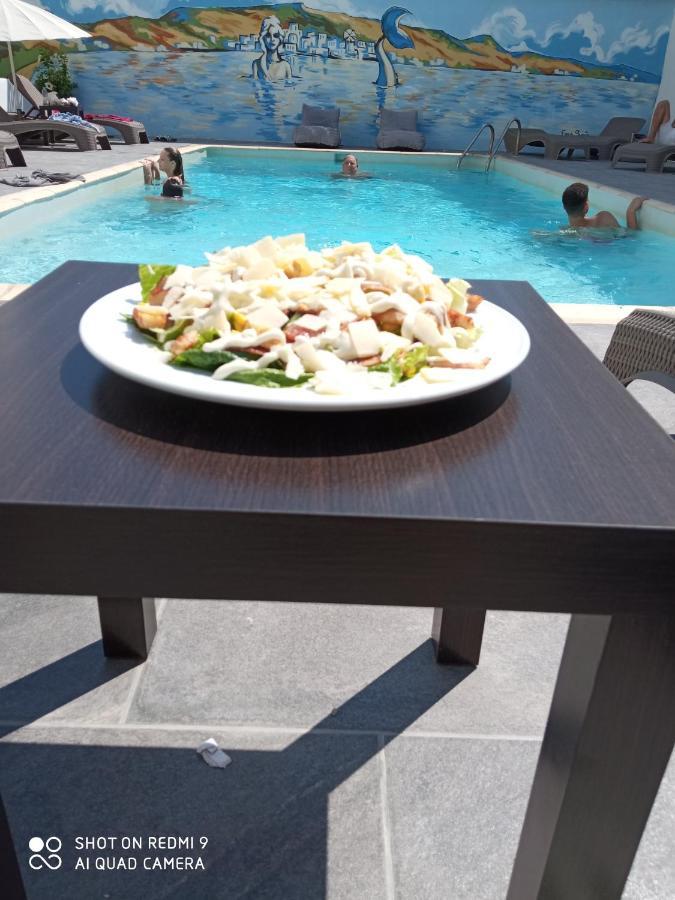Siren Rooms And Apartments Paros Bagian luar foto