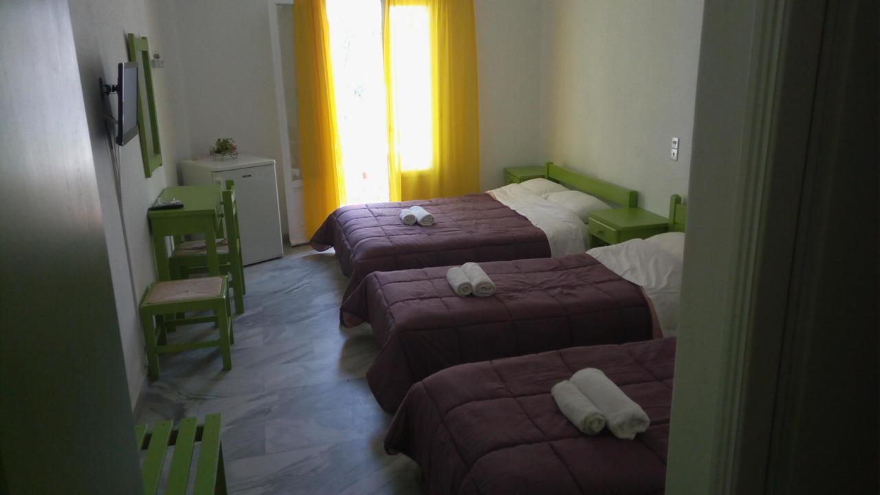 Siren Rooms And Apartments Paros Bagian luar foto