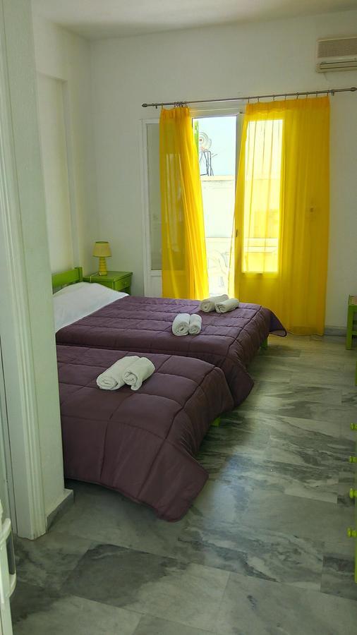 Siren Rooms And Apartments Paros Bagian luar foto