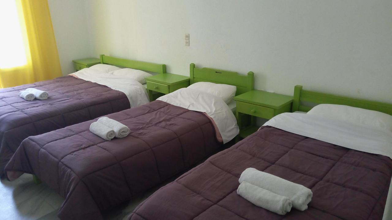 Siren Rooms And Apartments Paros Bagian luar foto