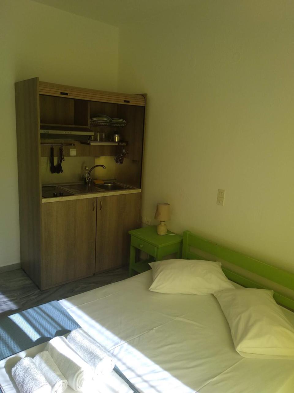 Siren Rooms And Apartments Paros Bagian luar foto