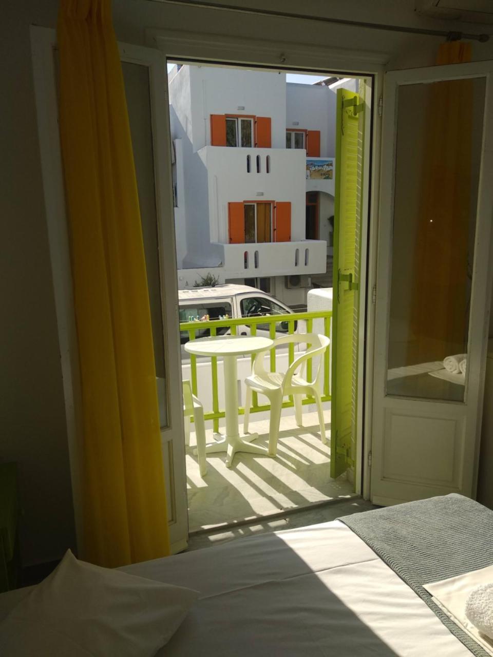 Siren Rooms And Apartments Paros Bagian luar foto