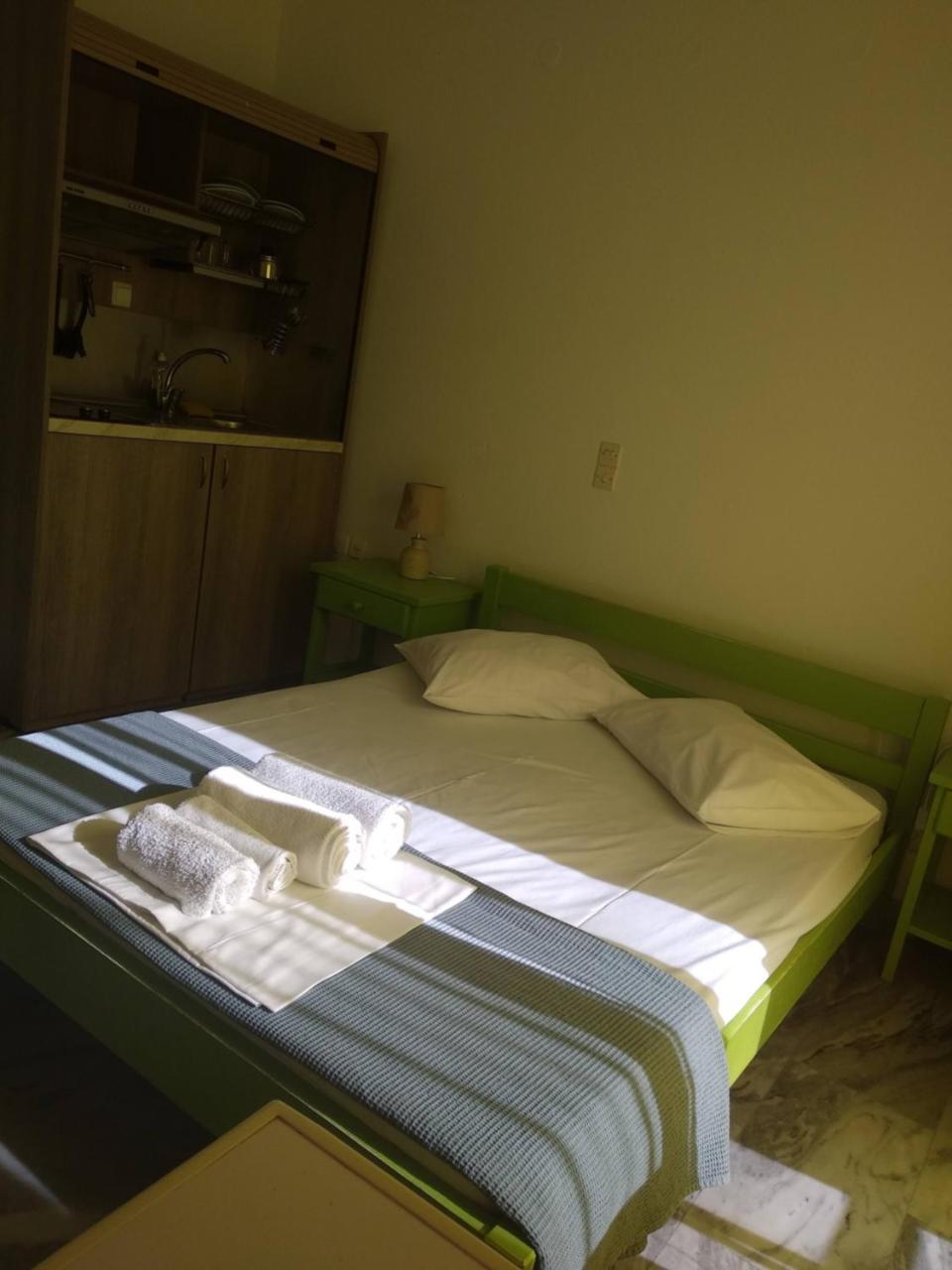 Siren Rooms And Apartments Paros Bagian luar foto