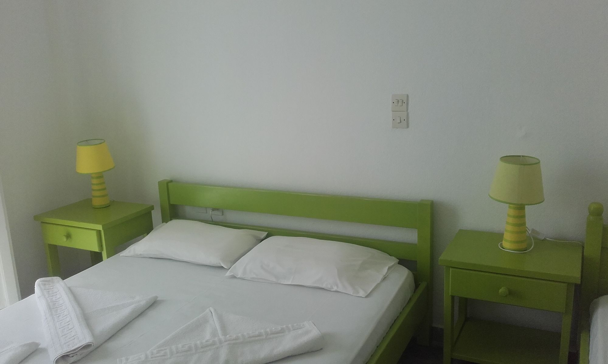 Siren Rooms And Apartments Paros Bagian luar foto